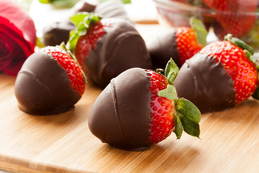 How to Make Delicious Sugar-Free Chocolate Covered Strawberries with Macalat Sweet Dark Chocolate